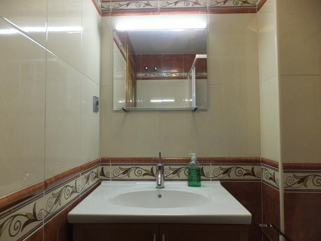 Www Apartamento Conde De Leon Wordpress Com Parking Opcional Luaran gambar